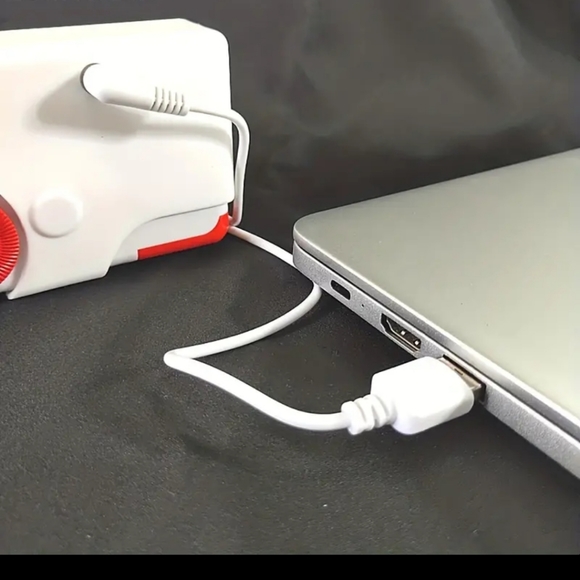 *NEW* Portable Handheld Sewing Machine - Picture 7 of 11